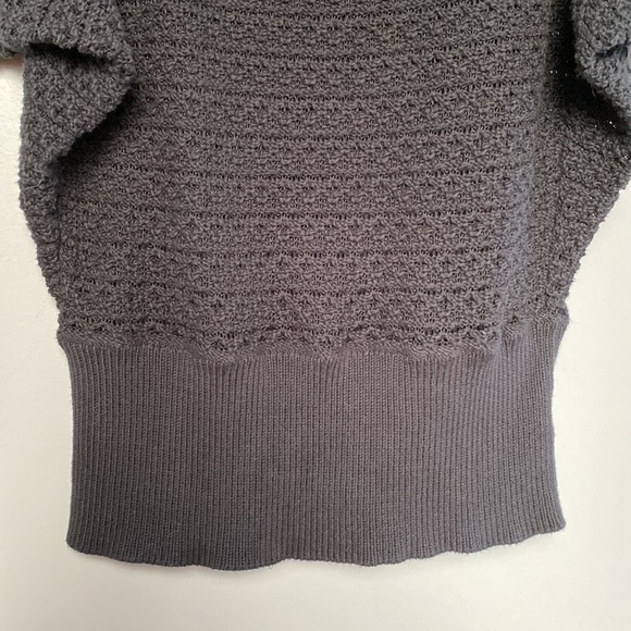 Anne Klein sweater - Picture 4 of 4